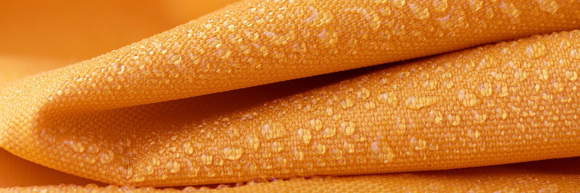 Tissu orange imperméable